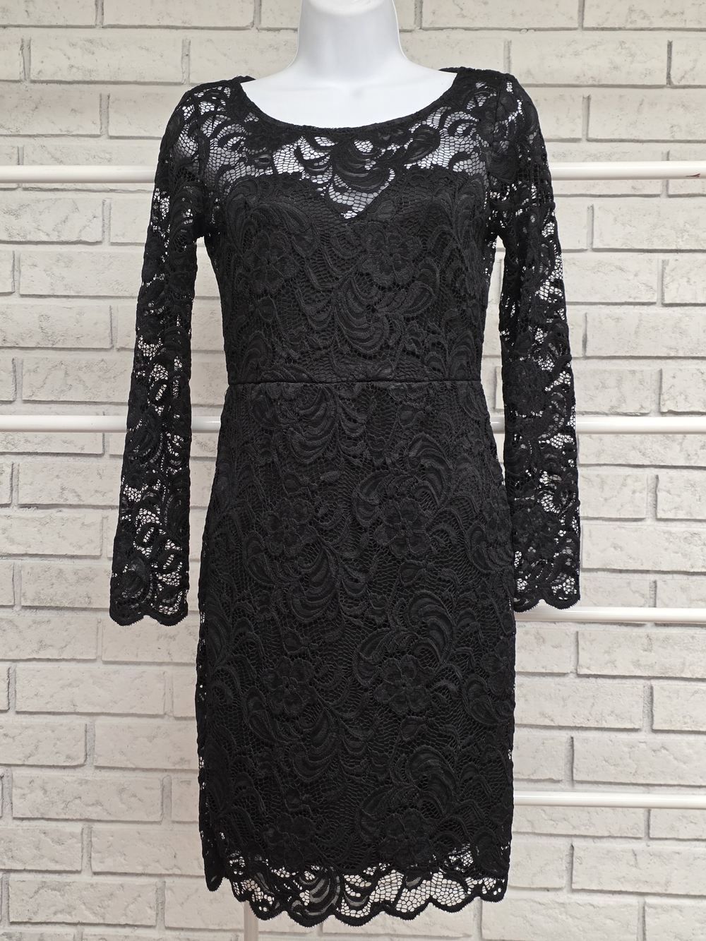 Ambiance Black Floral Lace Sheath Dress Women's Size Small | Long Sleeve Cocktai